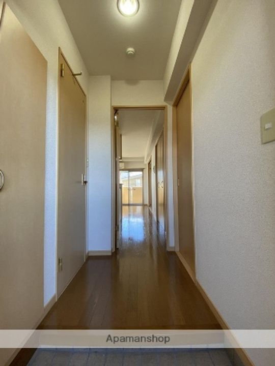 リベルテ御領の玄関