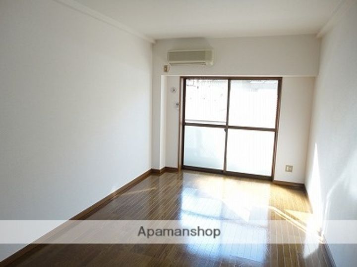 メイン23の居間