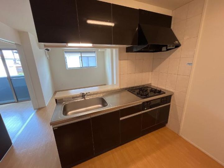 侑信輪Ⅱのキッチン