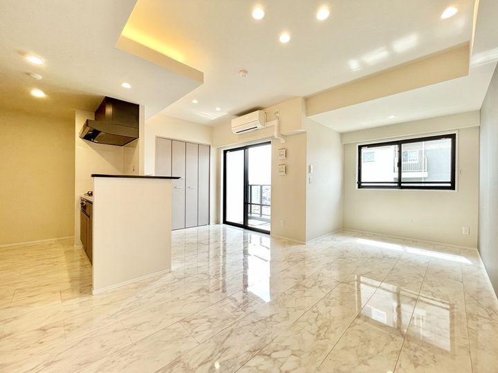 D’プレイス九品寺の居間