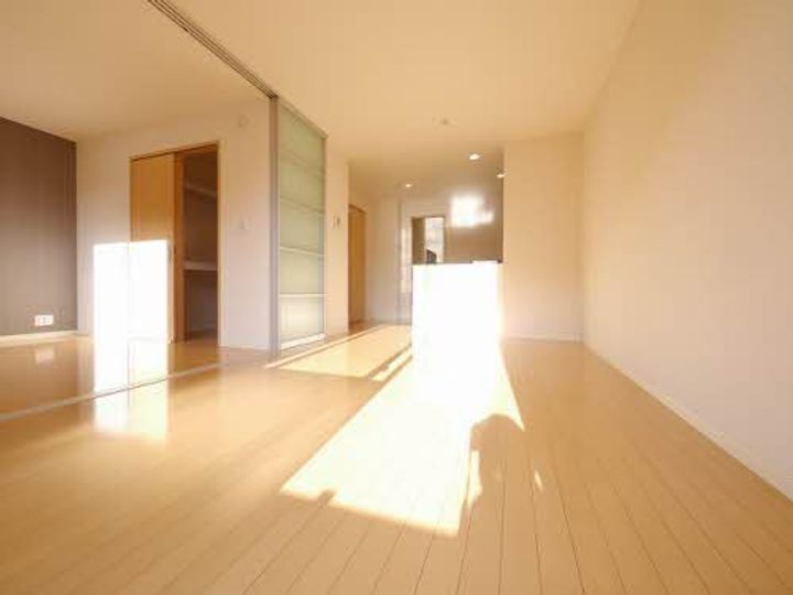 ウエストヒルズ B棟の居間