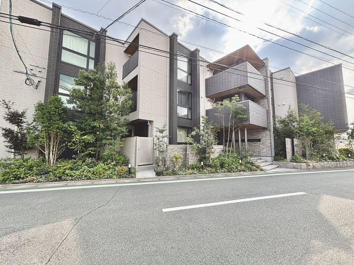 熊本県菊池郡菊陽町大字津久礼の賃貸マンションの外観