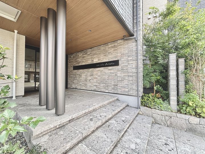 熊本県菊池郡菊陽町大字津久礼の賃貸マンションの外観