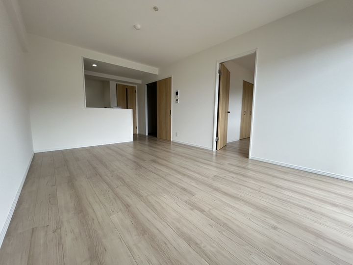 熊本県熊本市北区楡木1丁目の賃貸マンションの居間