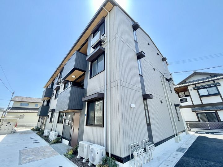 DーROOM清水新地の外観