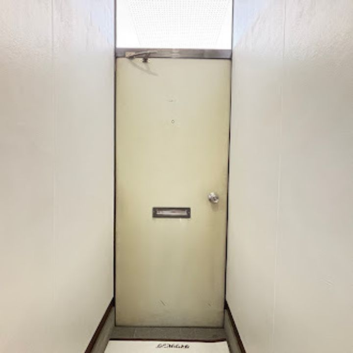 かつきハイツの玄関