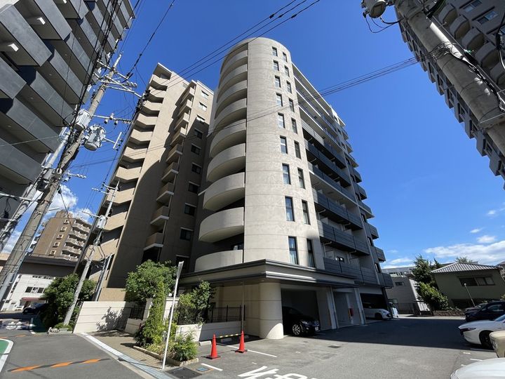 D’プレイス九品寺の外観