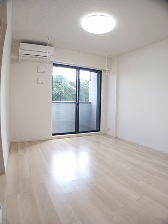 ル・プレジール Aの居間