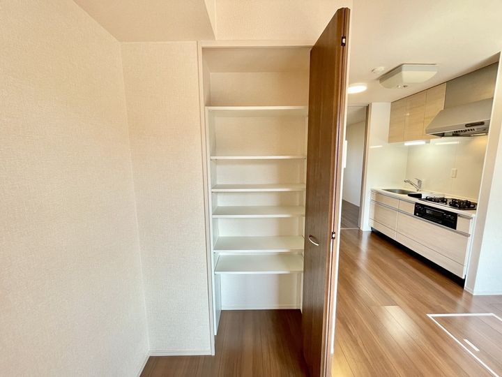 STAY GRATEFUL(ステイ グレイトフル)の内装