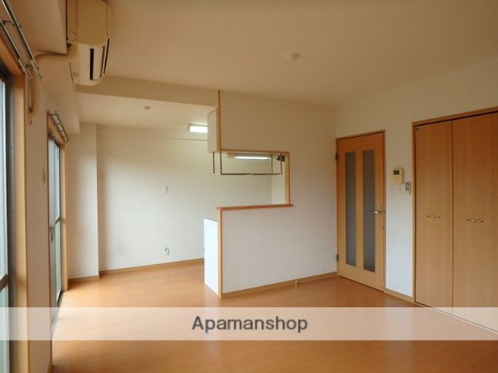 メゾン・ロアジスの内装