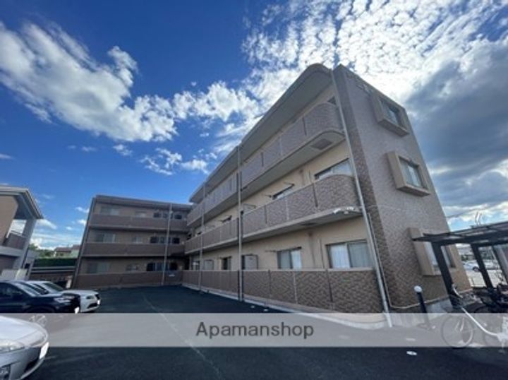 エトワールマンション三里木の外観