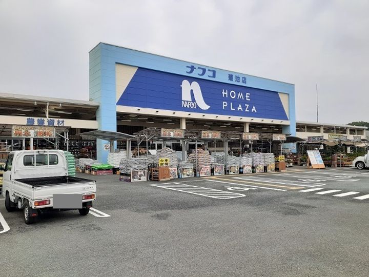 レーヴ Ⅵの周辺
