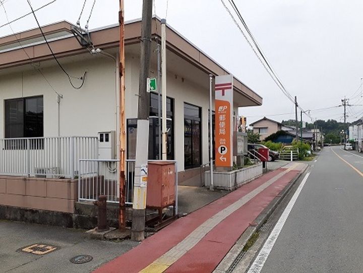 レーヴ Ⅵの周辺