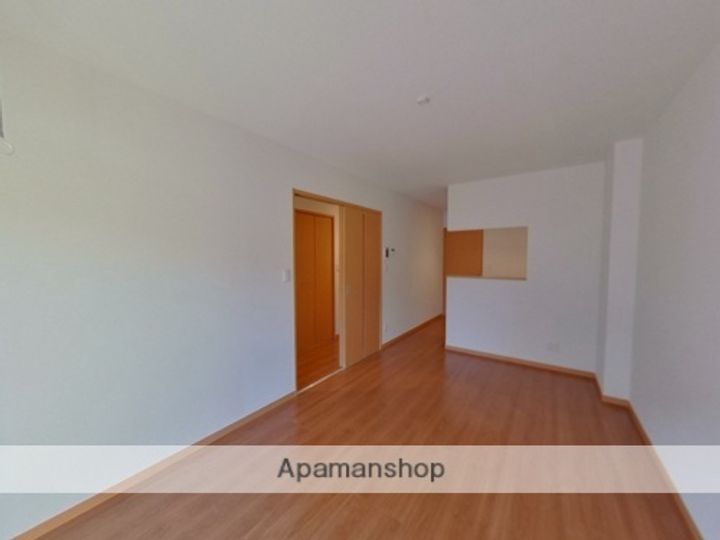 OKシェーネ光の森Bの居間