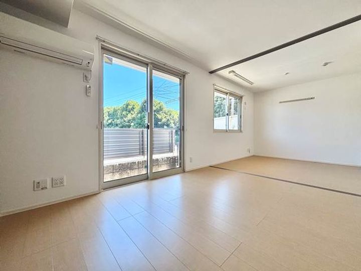 シェラールの居間