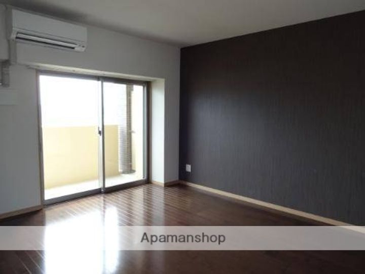 テクノマンション大津の居間