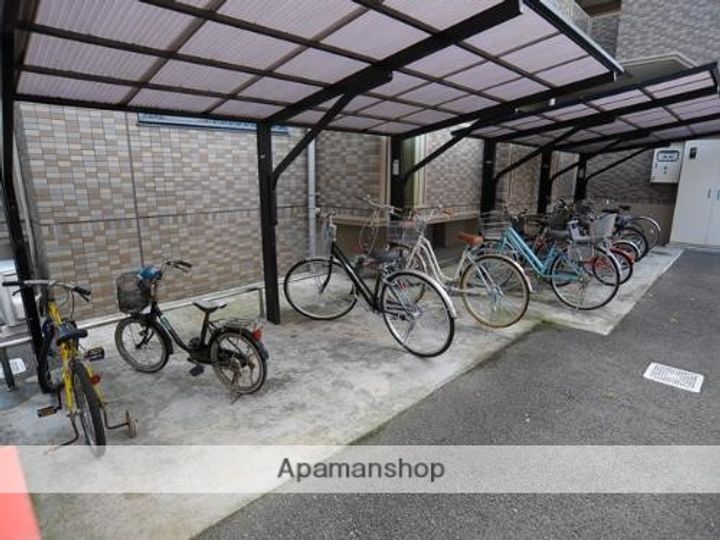 クリスタルマンションのその他画像