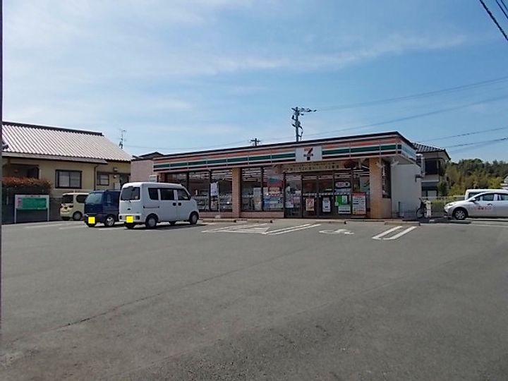 サニーヒルズAの周辺