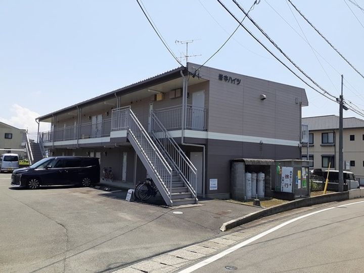 岩本ハイツの外観