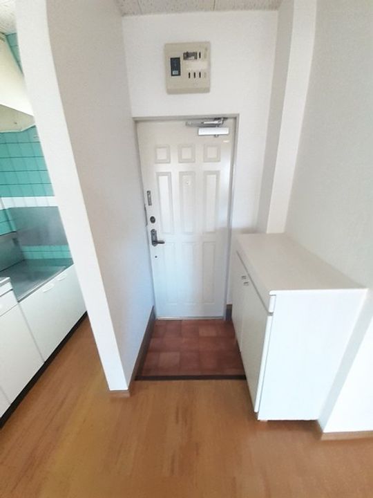 サンハイツコーシンの玄関