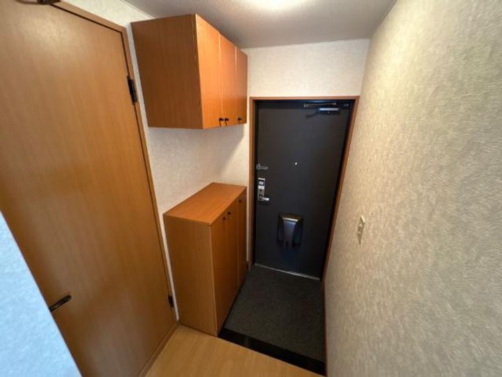 PLACE DE VERT103の玄関