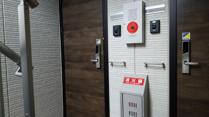 ラ・フェスタの玄関