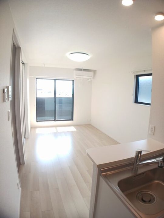 モンパルナスの居間