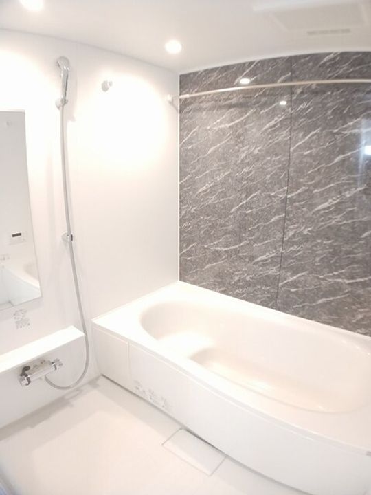 モンパルナスの風呂