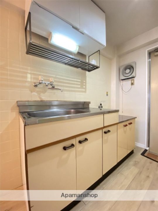 熊本県熊本市中央区黒髪5丁目の賃貸マンションのキッチン