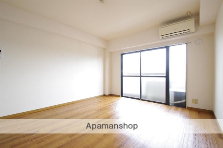 熊本県熊本市中央区新屋敷2丁目の賃貸マンションの居間