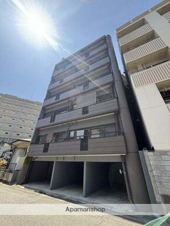 熊本県熊本市中央区白山3丁目の賃貸マンションの外観