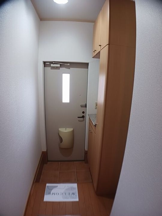 サンヒルズヒロの玄関