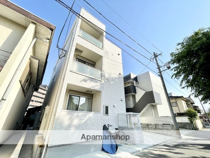 REGALEST新水前寺駅の外観