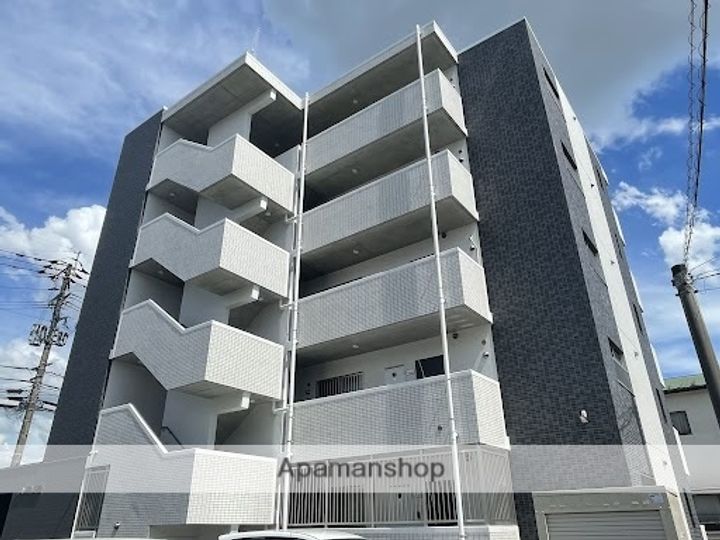 熊本県熊本市東区長嶺南4丁目の賃貸マンションの外観