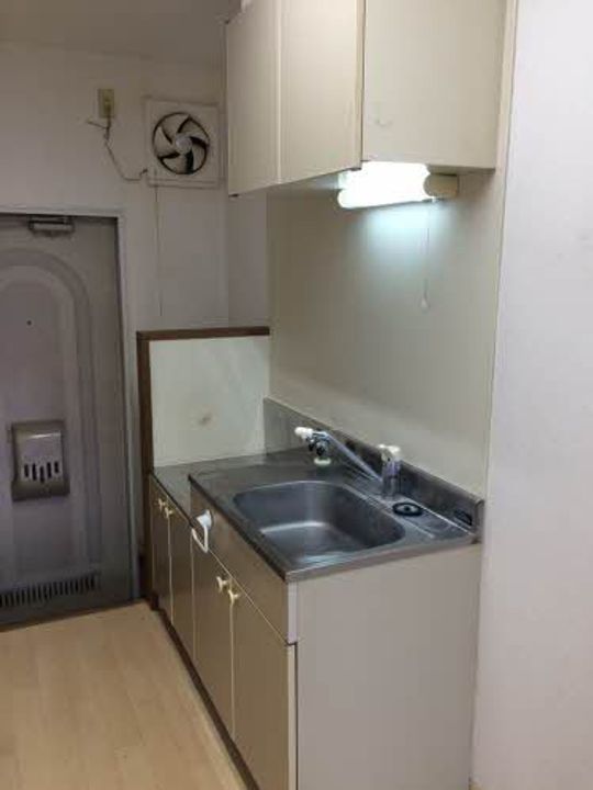 熊本県熊本市南区南高江1丁目の賃貸アパートのキッチン