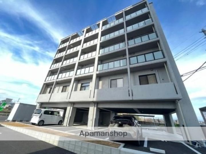 熊本県熊本市北区龍田7丁目の賃貸マンションの外観