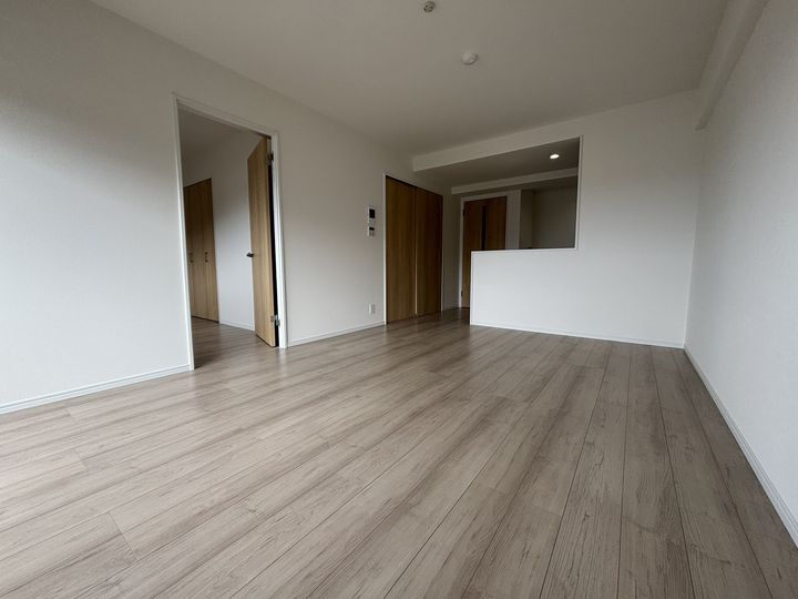 熊本県熊本市北区楡木1丁目の賃貸マンションの居間