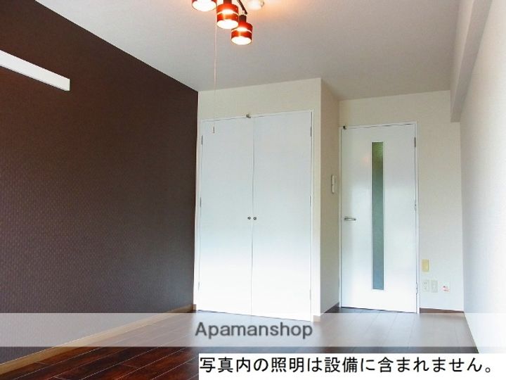 マーカス東海の居間