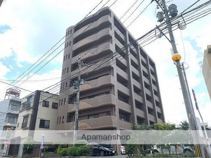 熊本県熊本市中央区黒髪2丁目の賃貸マンションの外観