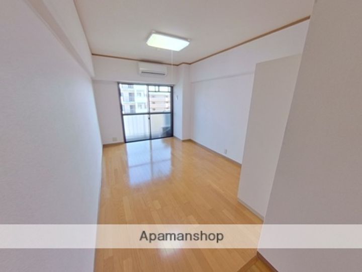 リベルテ水前寺北の居間