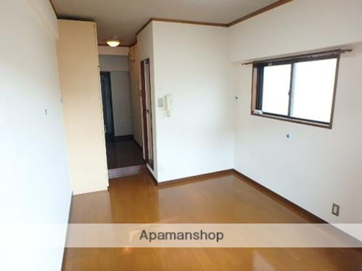キャッスルマンションの居間