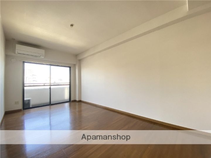 熊本県熊本市中央区新屋敷2丁目の賃貸マンションの居間