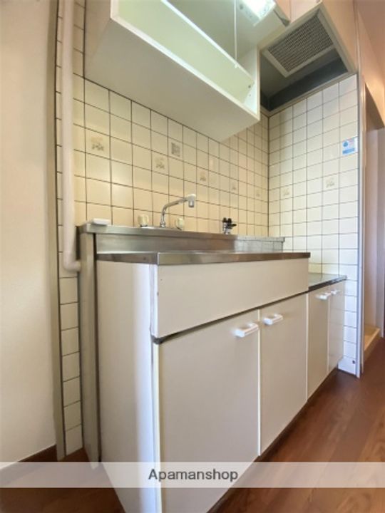 熊本県熊本市中央区新屋敷2丁目の賃貸マンションのキッチン
