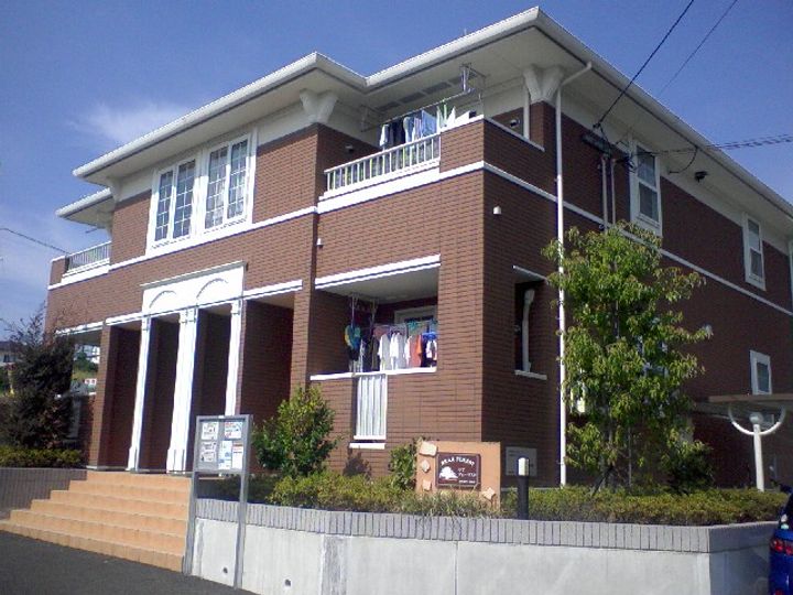 リア フォーリストの外観