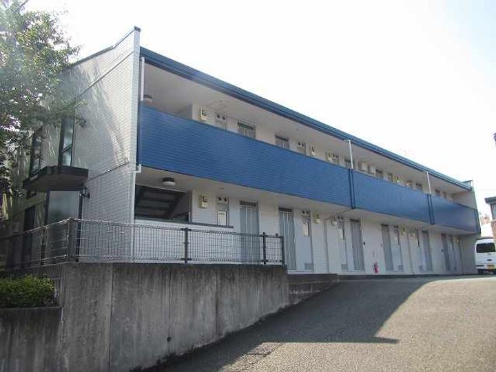 レオパレス梨乃木坂204の外観