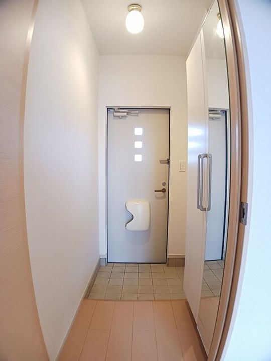 サン・コテージュBの玄関