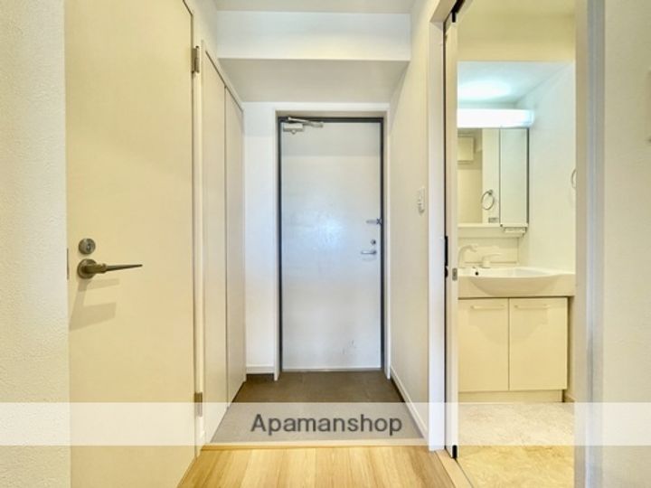 フォーエス神水の玄関