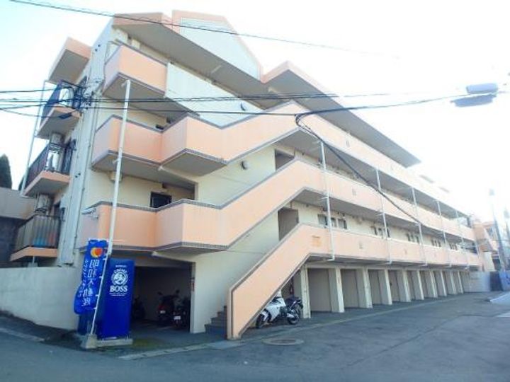 モンパレ渡鹿 A棟の外観