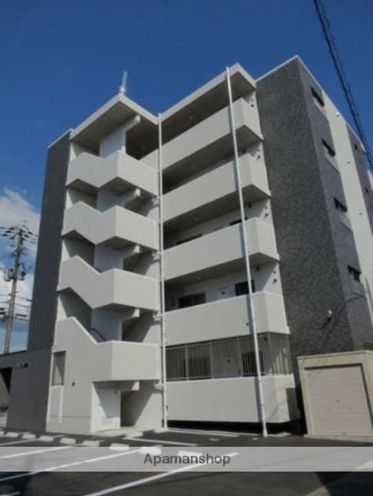 熊本県熊本市東区長嶺南4丁目の賃貸マンションの外観