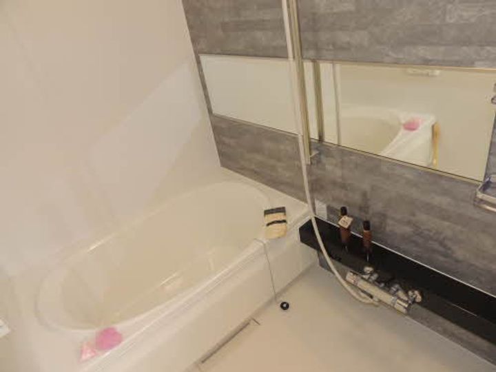 熊本県熊本市東区保田窪本町の賃貸アパートの居間